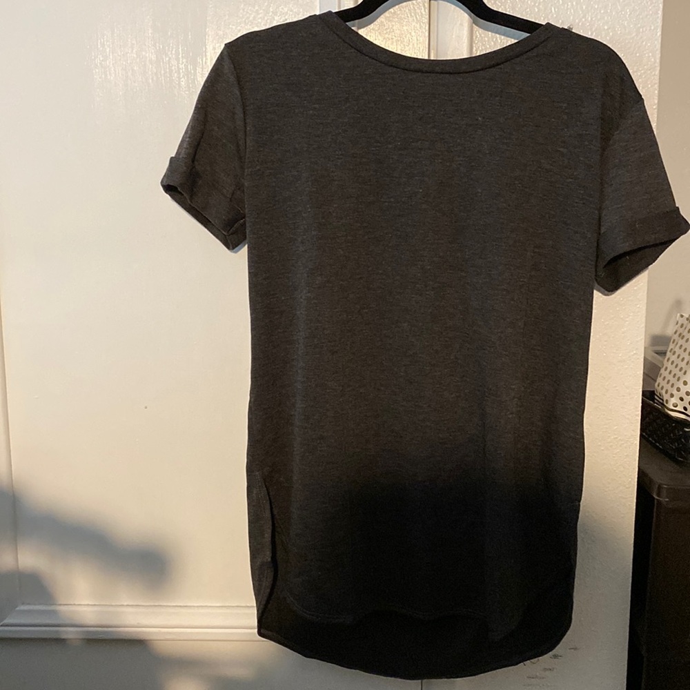 Full Tilt Short Sleeve French Terry Shirt size medium BNIP
